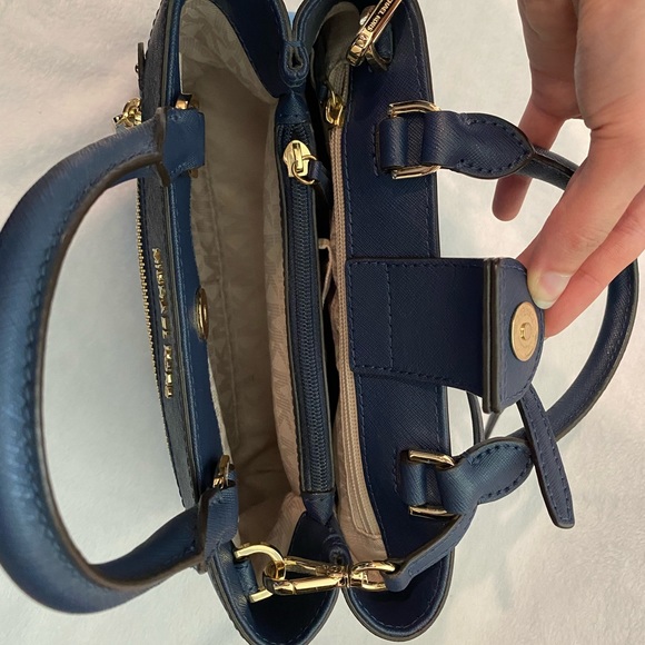 Michael Kors Blue Purse and Wallet - Picture 7 of 11